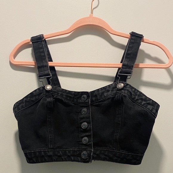 Cute Black Denim Overalls Crop Top with Adjustable Straps! (NWOT) - Picture 2 of 4